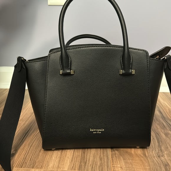 Kate Spade Tote - Picture 3 of 4